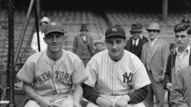  Dick Bartell and Jake Powell before Game 5 of the 1936 World Series. There are several in the collection from that series featuring a Giant and a Yankee together. (Photo courtesy of Andrew Aronstein)