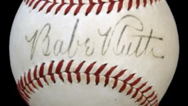 Baseball autographed by Babe Ruth