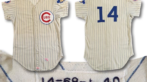 Ernie Banks '68 Cubs jersey