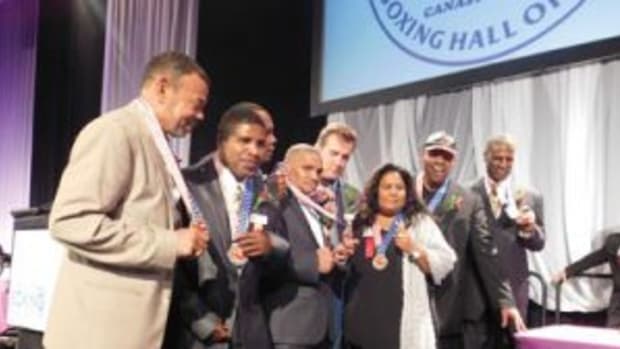 The 1976 United States Olympic boxing team was recognized for its 40th anniversary at the International Boxing Hall of Fame ceremony over the summer. (Photo by Robert Kunz)