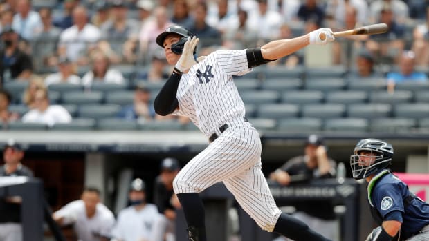 Aaron Judge belts another home run on Aug. 7 against the Seattle Mariners at Yankee Stadium.