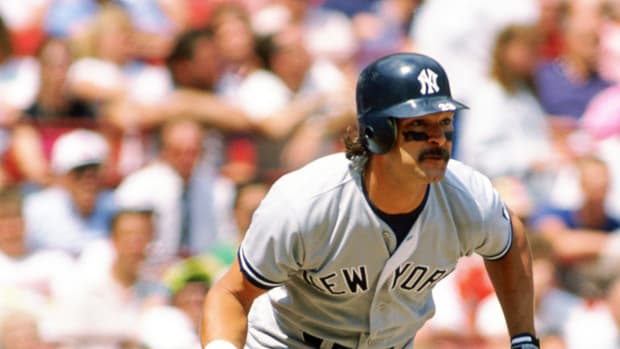 Don Mattingly bats during an MLB game against the Milwaukee Brewers at County Stadium in Milwaukee during the 1987 season.