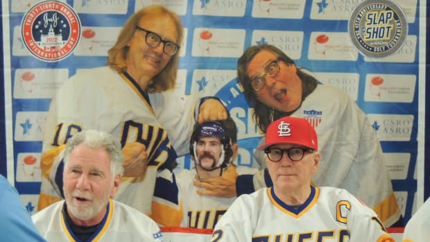 Toronto's Frozen Pond hobby shop a haven for hockey and celebrity