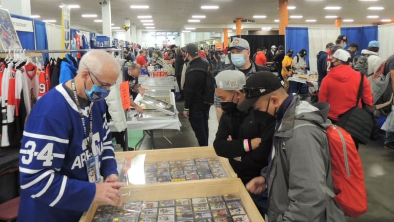 Toronto Sport Card Expo returns with big crowd, passionate demand