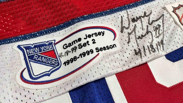 Game-worn Wayne Gretzky jersey from final NHL game up for auction