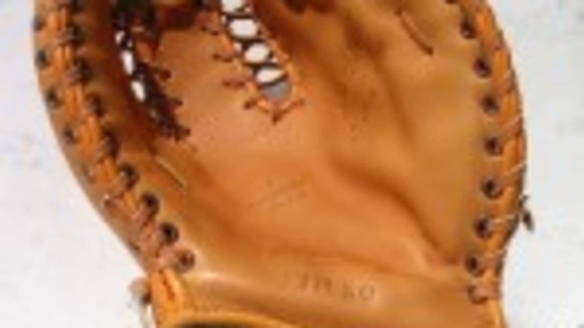 Mickey Mantle Rawlings MM Personal Model Front, Mickey Mantle Gloves, Baseball Glove Collector Gallery