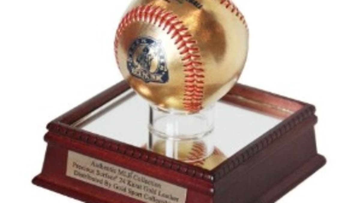 Mint Derek Jeter Signed Rawlings Official Gold Glove Baseball
