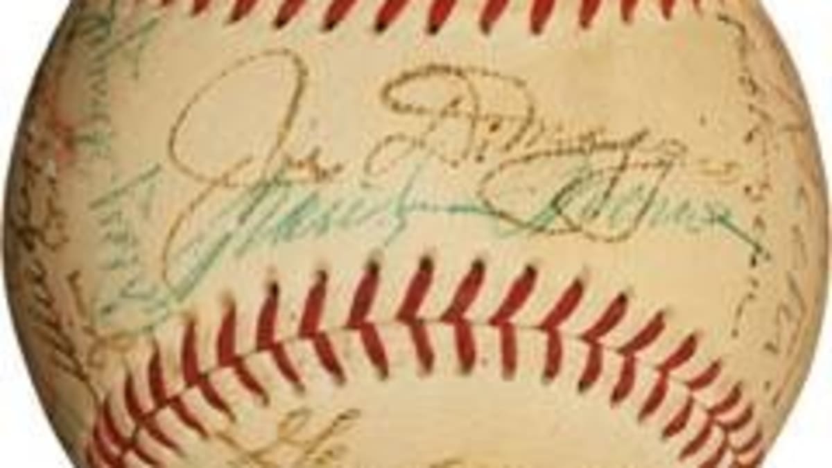 Joe Dimaggio & Marilyn Monroe Signed Reach Ball