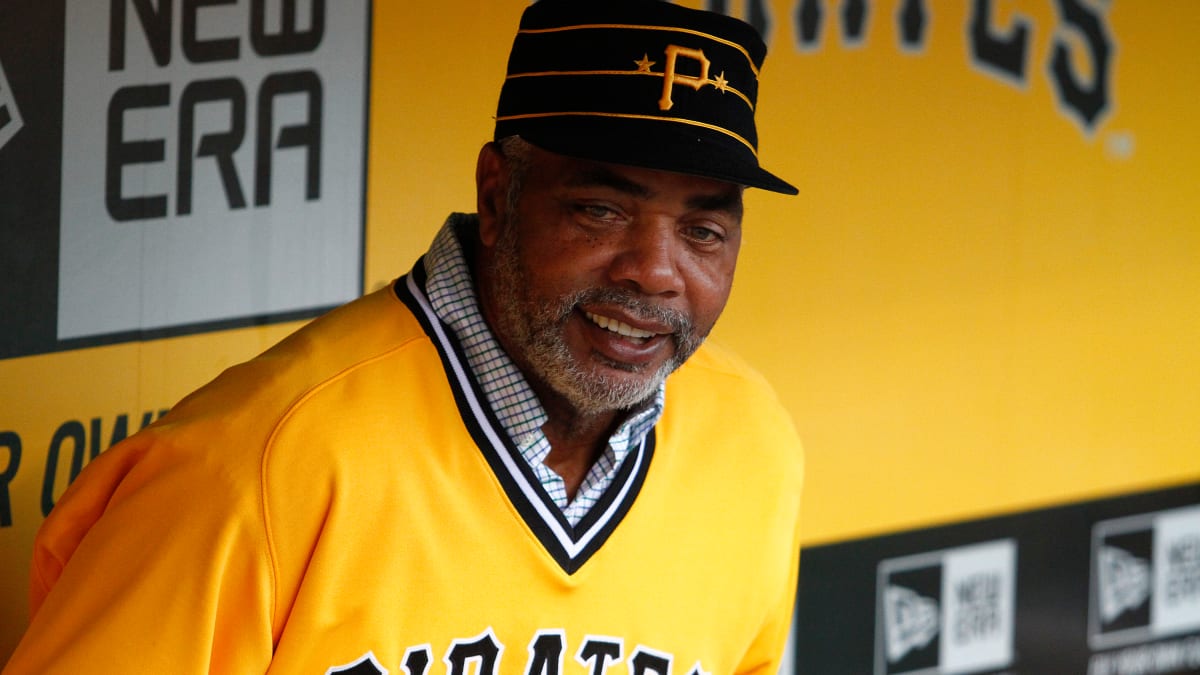 THE COBRA: Dave Parker talks autographs, heroes and signing baseball's  first $1 million contract - Sports Collectors Digest