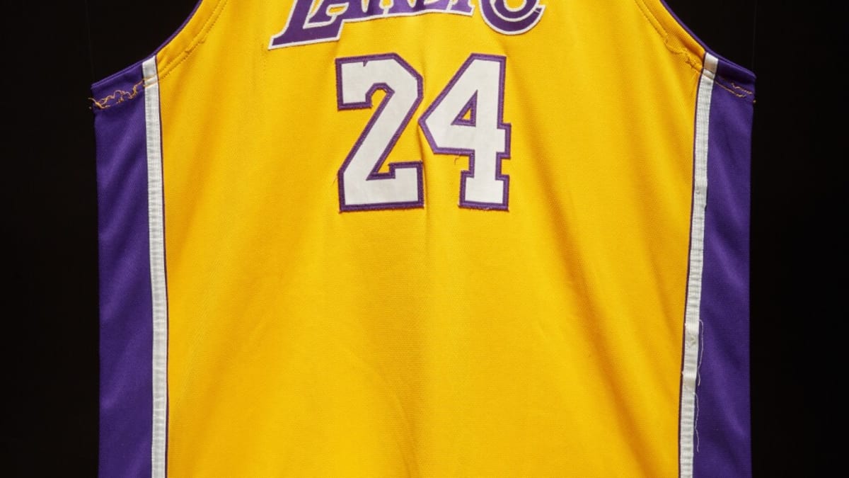 Kobe Bryant jersey sells for record $5.8 million at Sotheby's - Sports  Collectors Digest