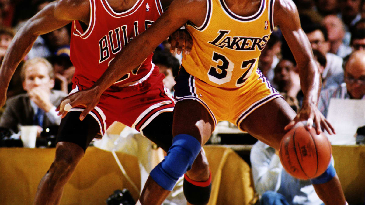 HARDWOOD HEROES: Michael Jordan, Magic Johnson, Larry Bird lead NBA  All-Hobby Team - Sports Collectors Digest