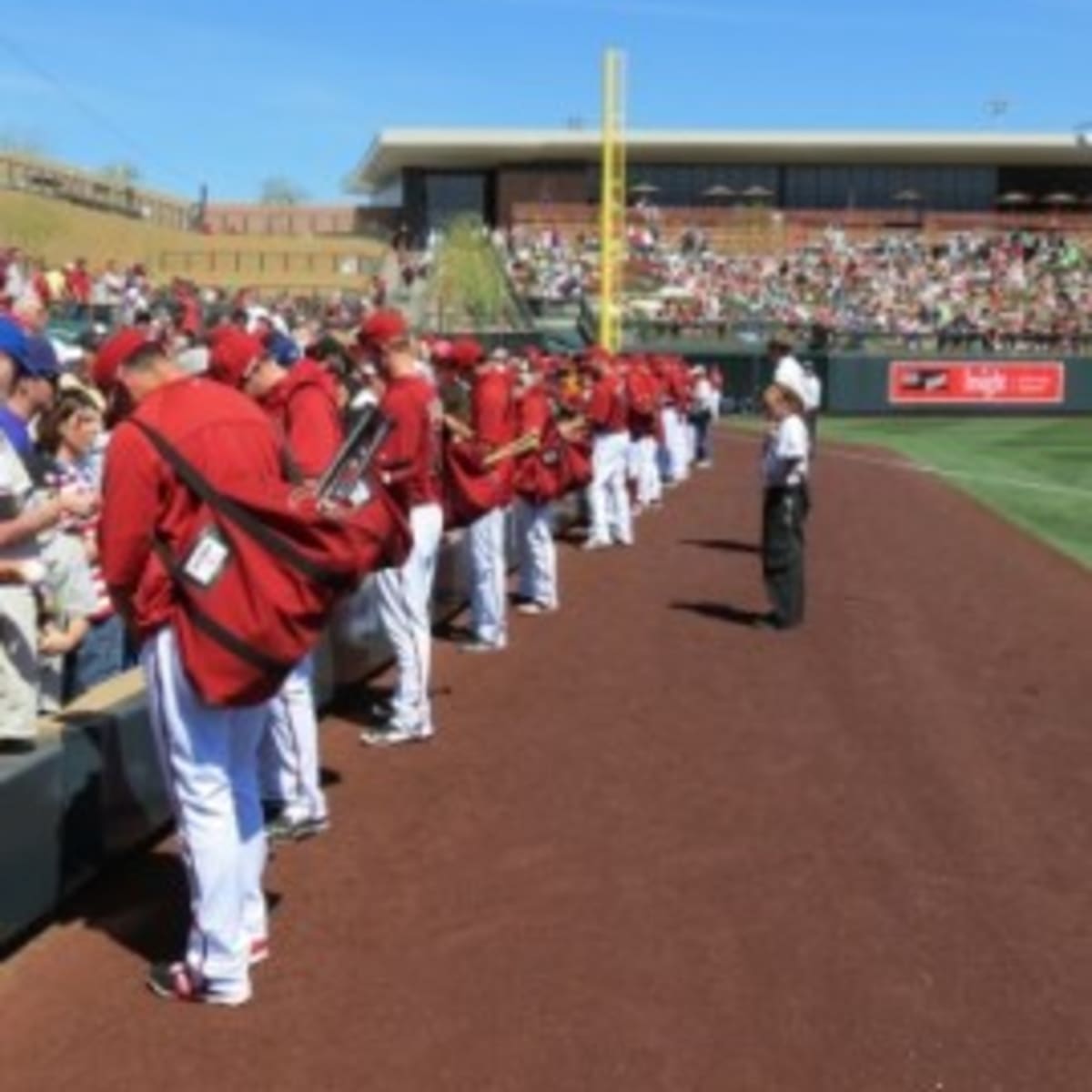 Collectors can obtain many player autographs at spring training