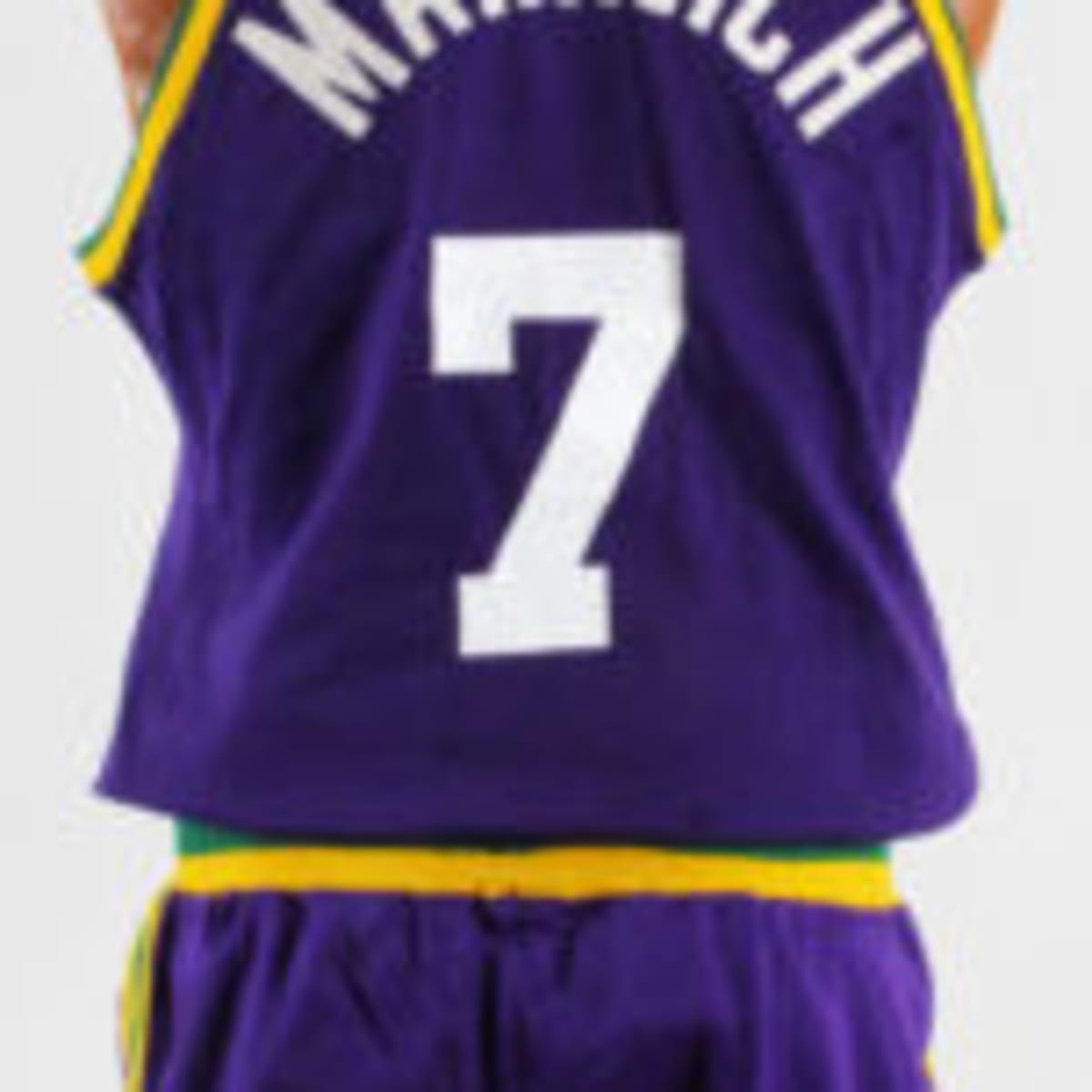 Pete Maravich game-worn uniform highlights BidAMI Auctions sale