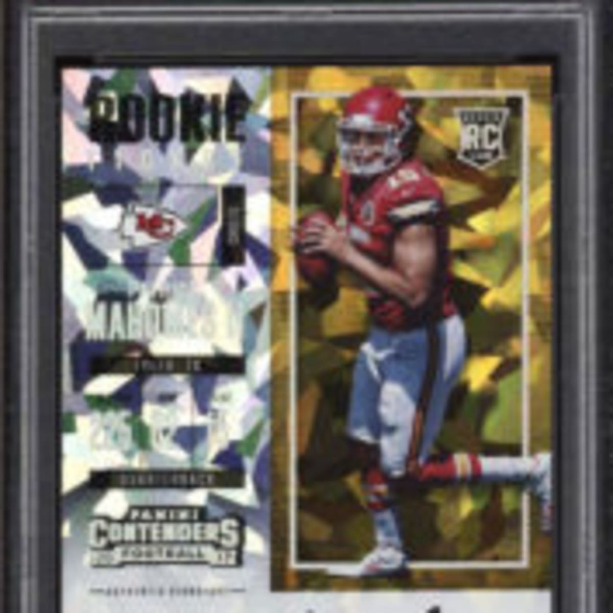 Patrick Mahomes Autographed Nike On Field Football Signed Jersey PSA 10  Graded