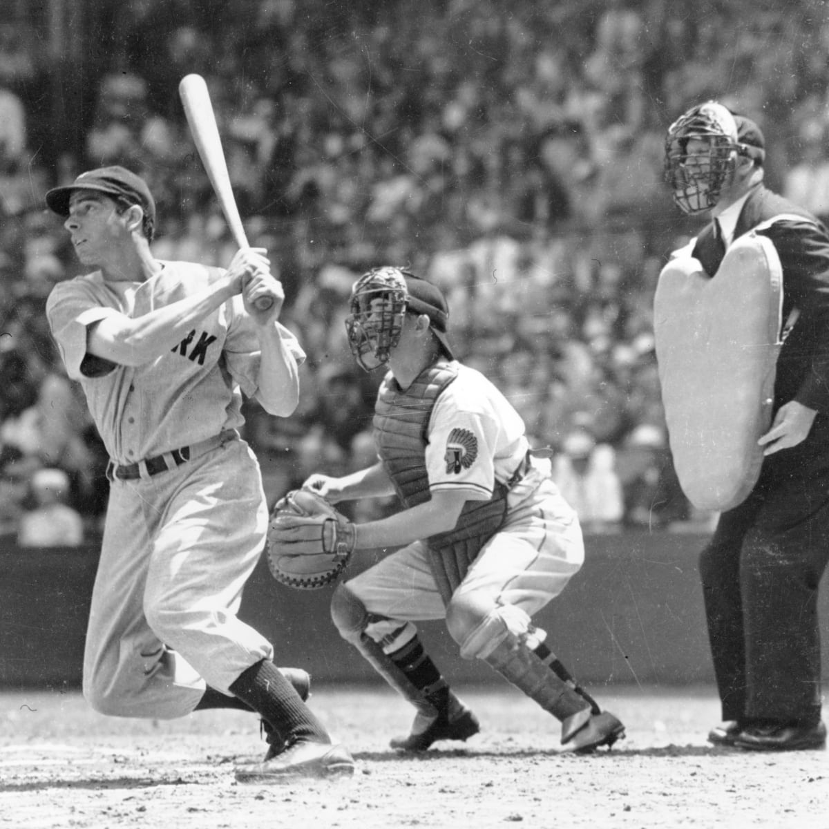 1947 Joe DiMaggio World Series Game Five Worn & Signed New York, Lot  #50069