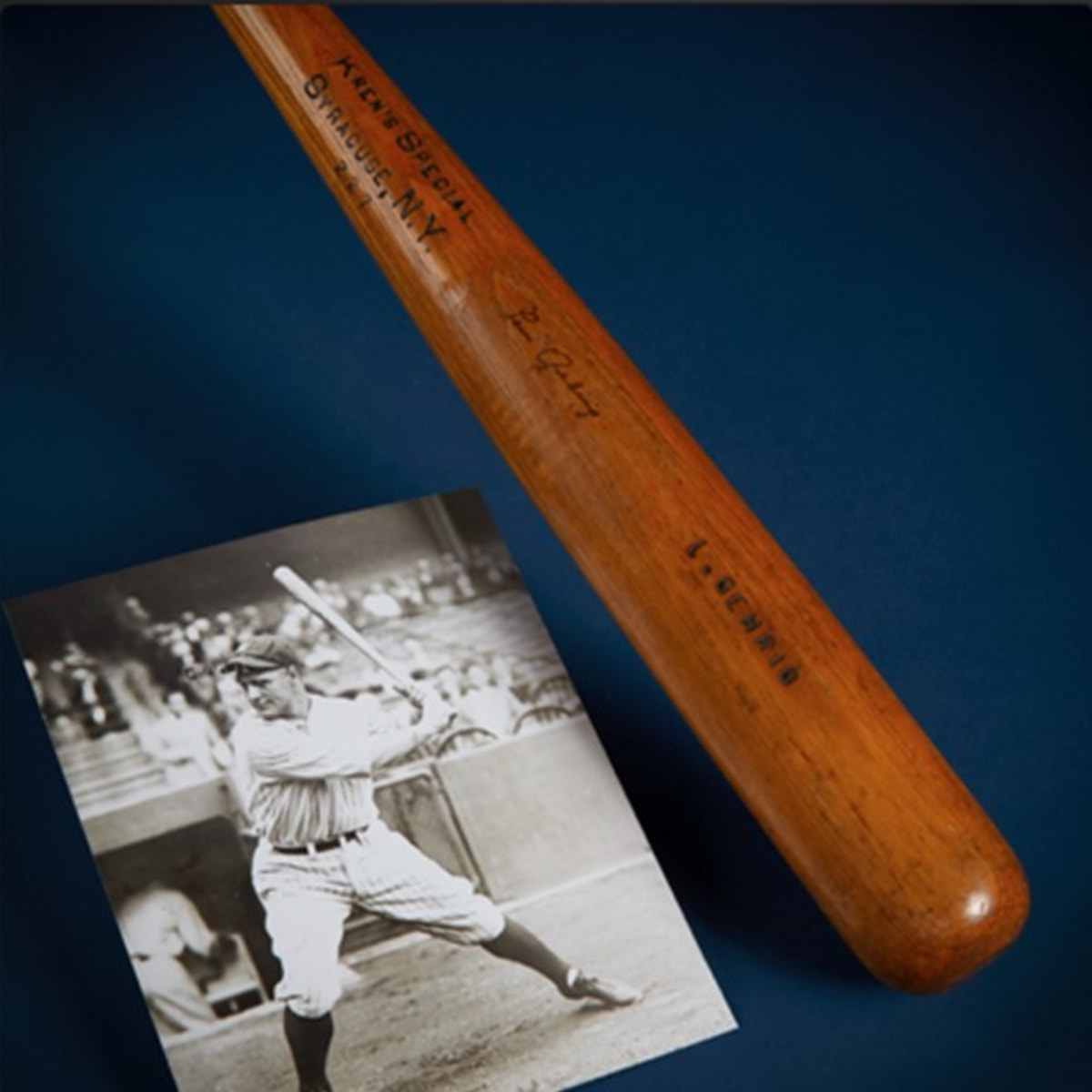 NY Yankees Legend Joe DiMaggio Grey THROWBACK Size Large Baseball