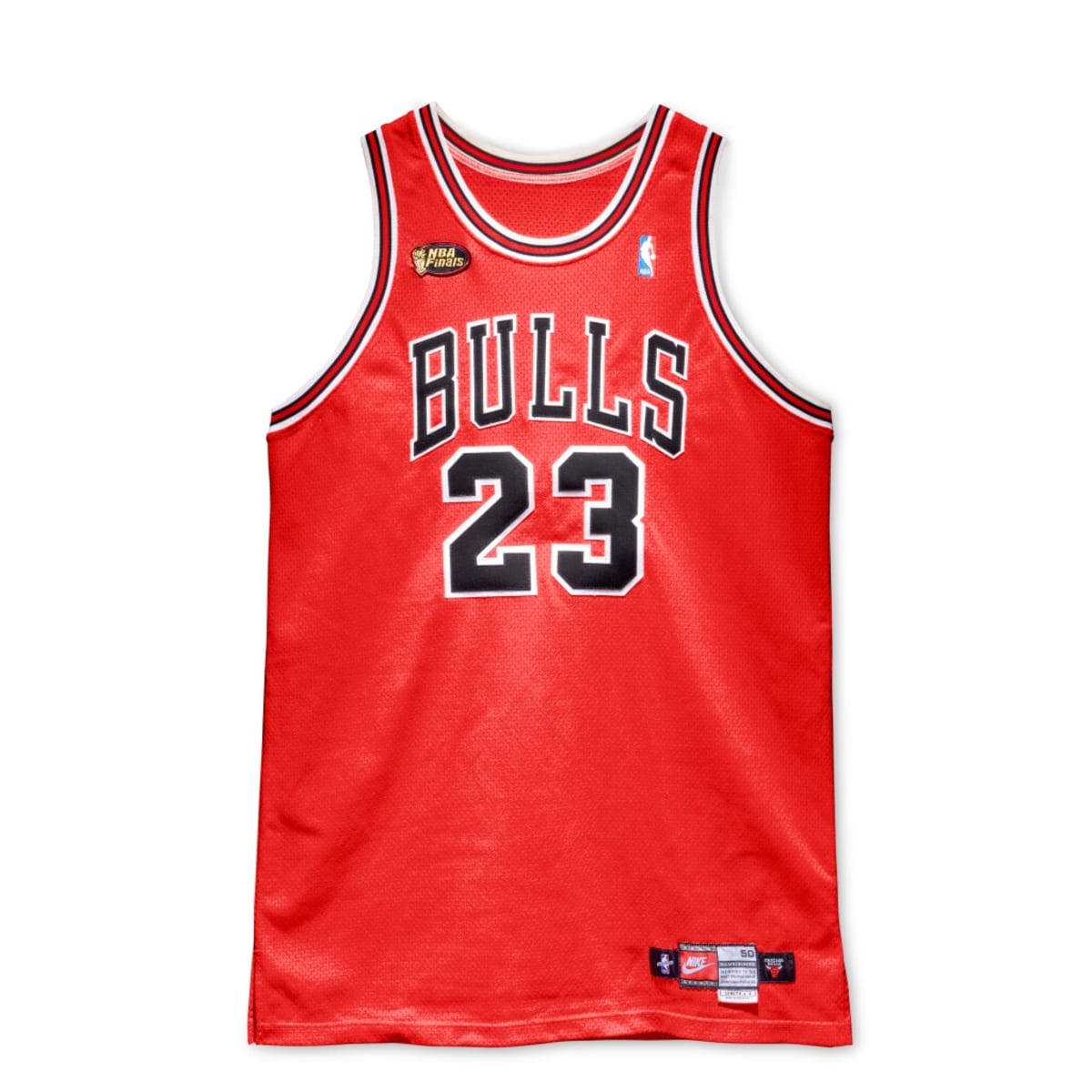 Michael Jordan Autographed 1996-97 Bulls Red NBA Finals Patch