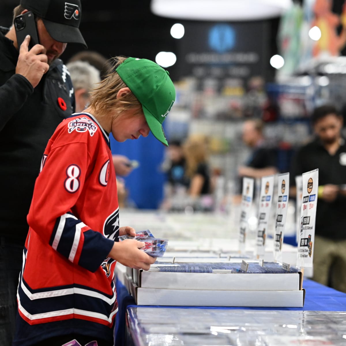 Successful Toronto Sport Card Expo not just for hockey cards, collectors -  Sports Collectors Digest