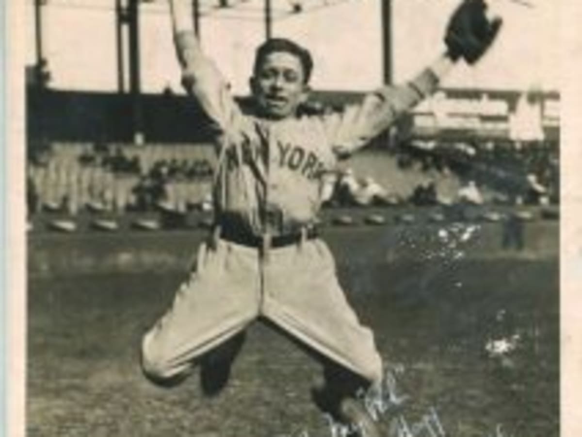 Sell or Auction Your 1927 New York Yankees Team Signed Baseball