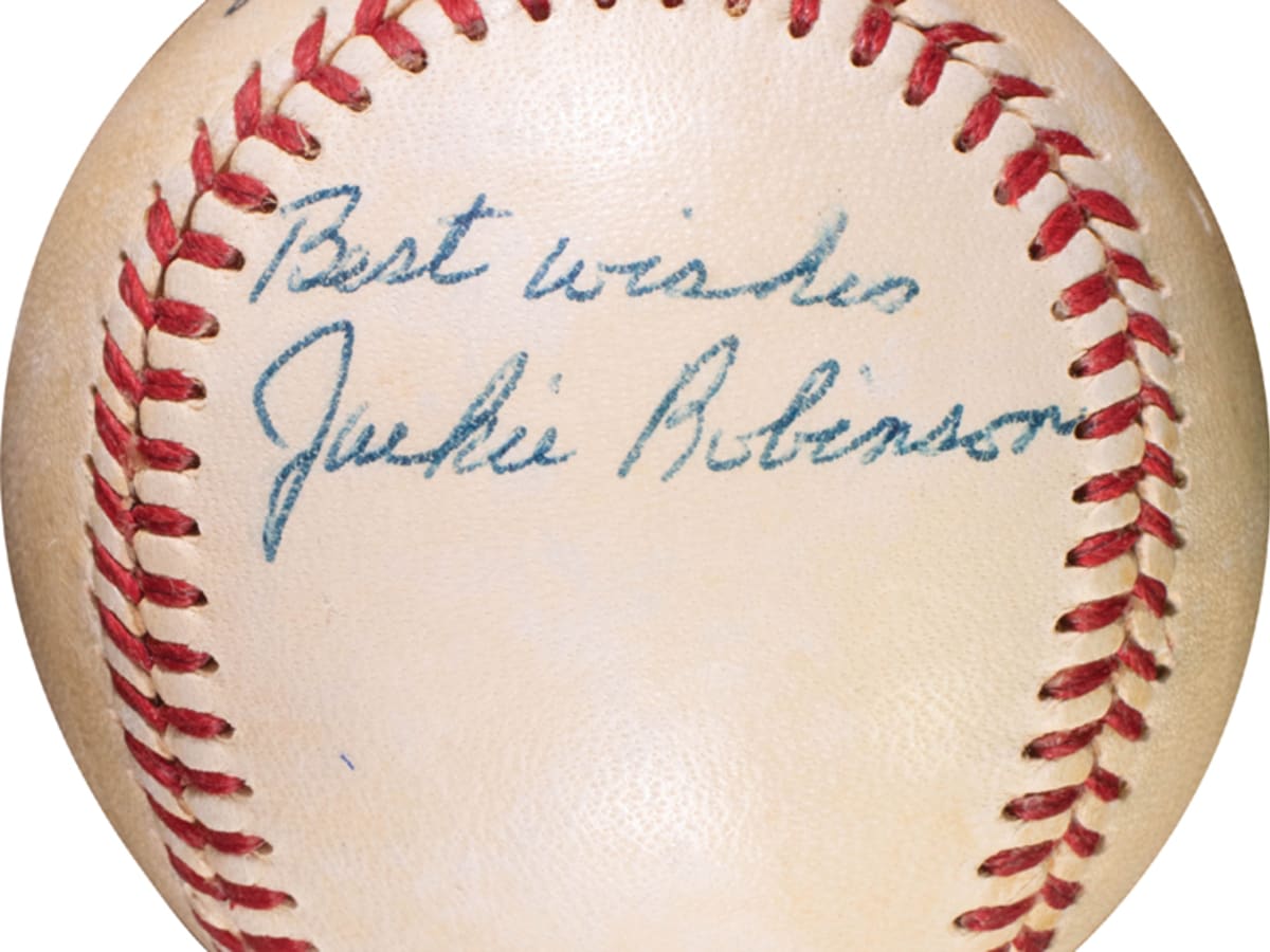 JACKIE ROBINSON Autographed 1950s Sports Memorabilia