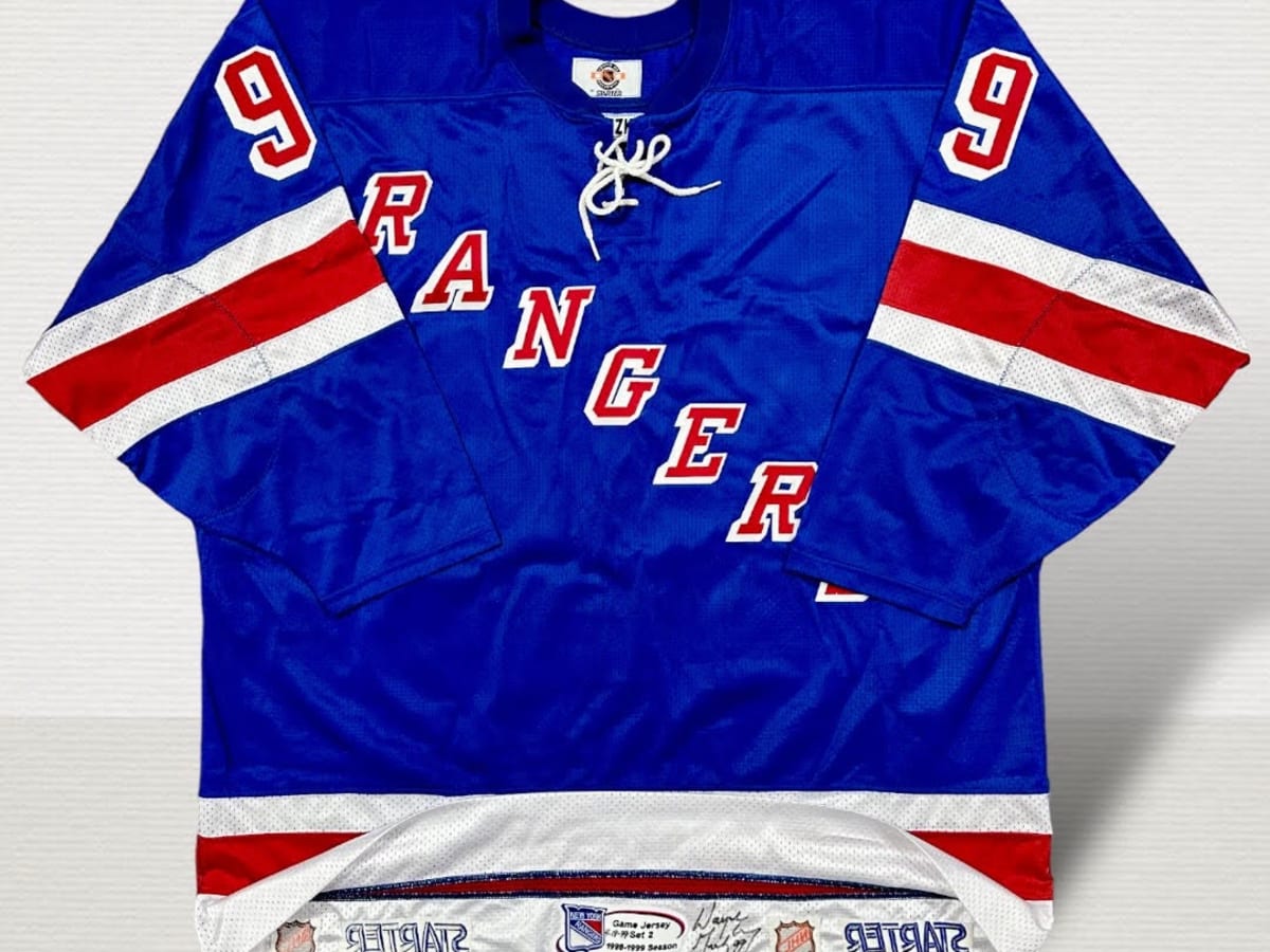 Wayne Gretzky's Signed Rangers Jersey from Final NHL Game Up for Auction, News, Scores, Highlights, Stats, and Rumors