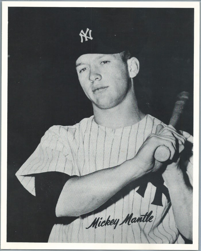 Identifying the picture pack photos of Mickey Mantle - Sports ...