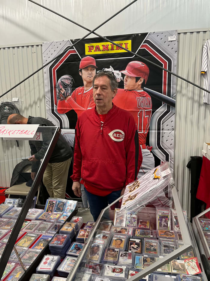 Expanded Nashville card show a big hit in Music City Sports