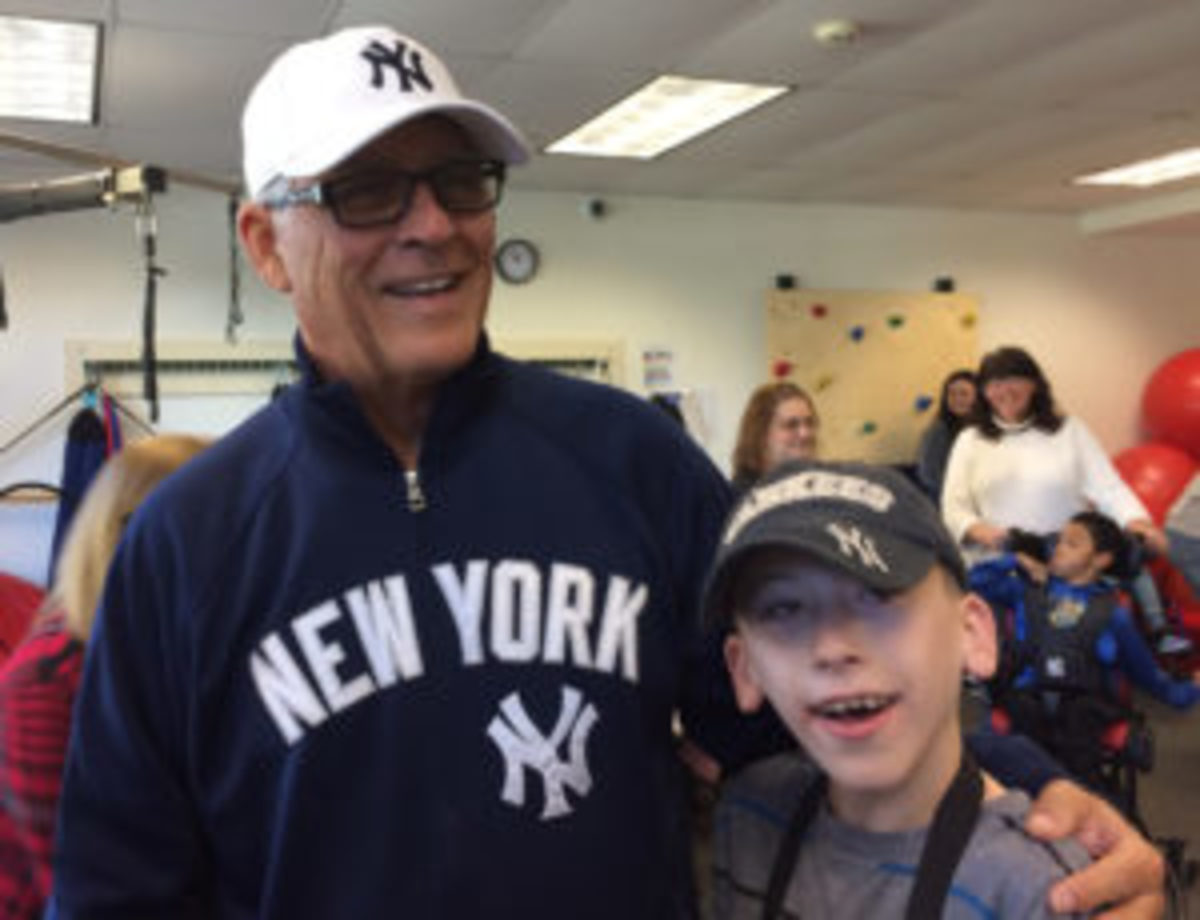 Former Yankees raise money for Bucky Dent's charity