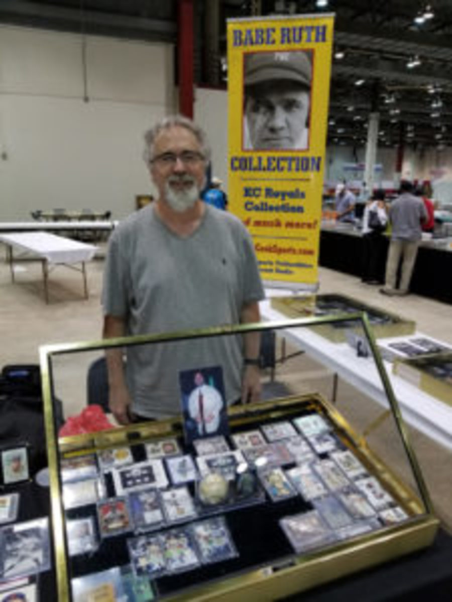  Randy Cook was back at it on the show circuit, set up at the TRISTAR Productions’ sports memorabilia convention, July 6-8. (Ross Forman photos)