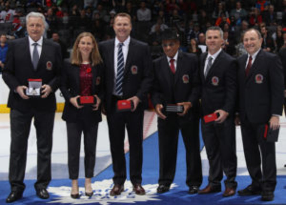 Six new members inducted into Hockey Hall of Fame Sports Collectors