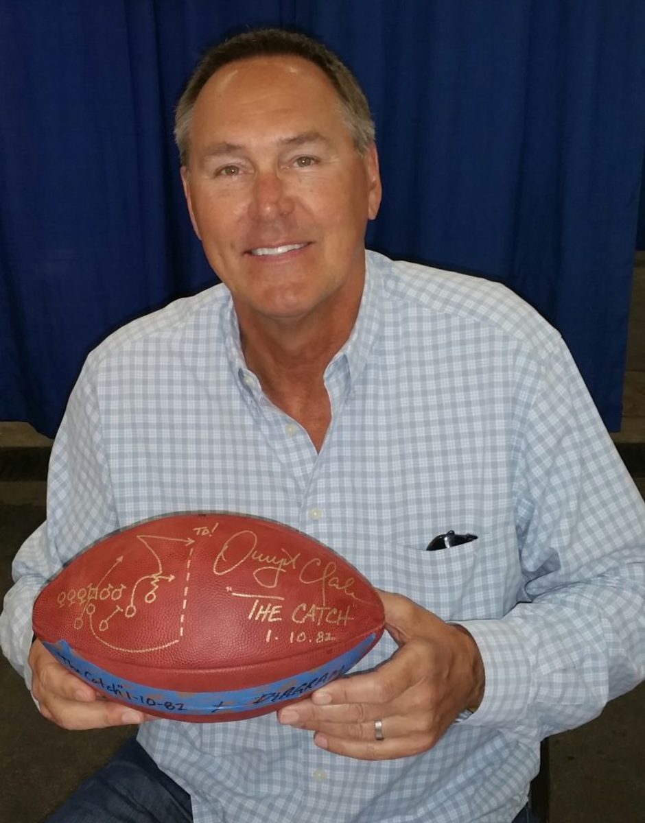 Dwight Clark wanted to do something special for a boy in a wheelchair at a signing, so he diagramed The Catch. It remains one of the best signatures today.