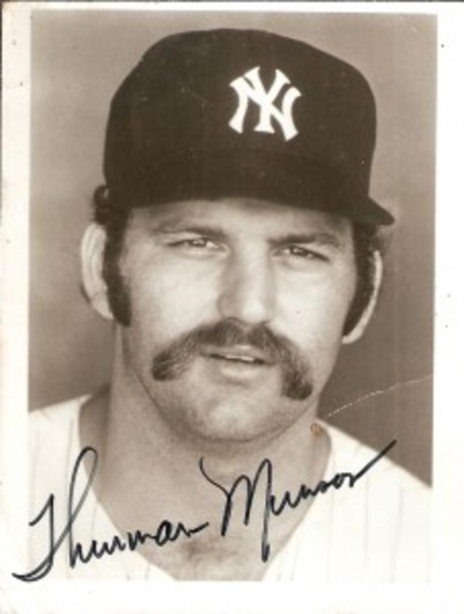 Thurman Munson Yankees 16x20 Photo Signed by (24) with Lou