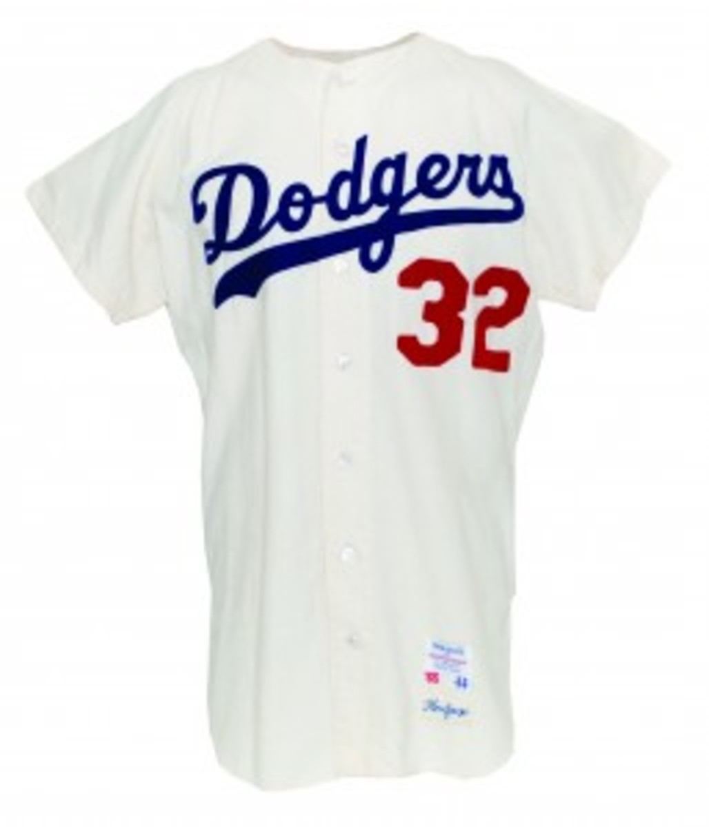 Kobe Bryant Dodgers Jerseys Are Already Reselling - Resell Calendar