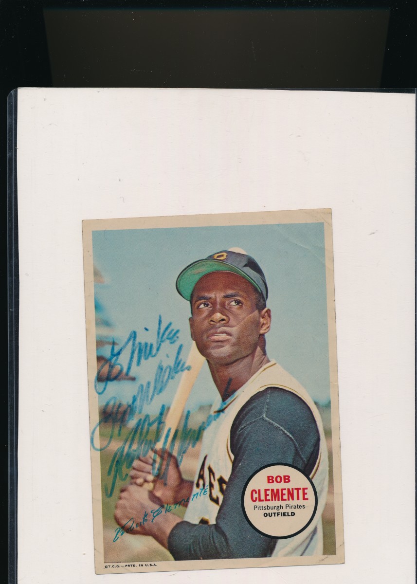1967 Topps Roberto Clemente pin-up sticker.