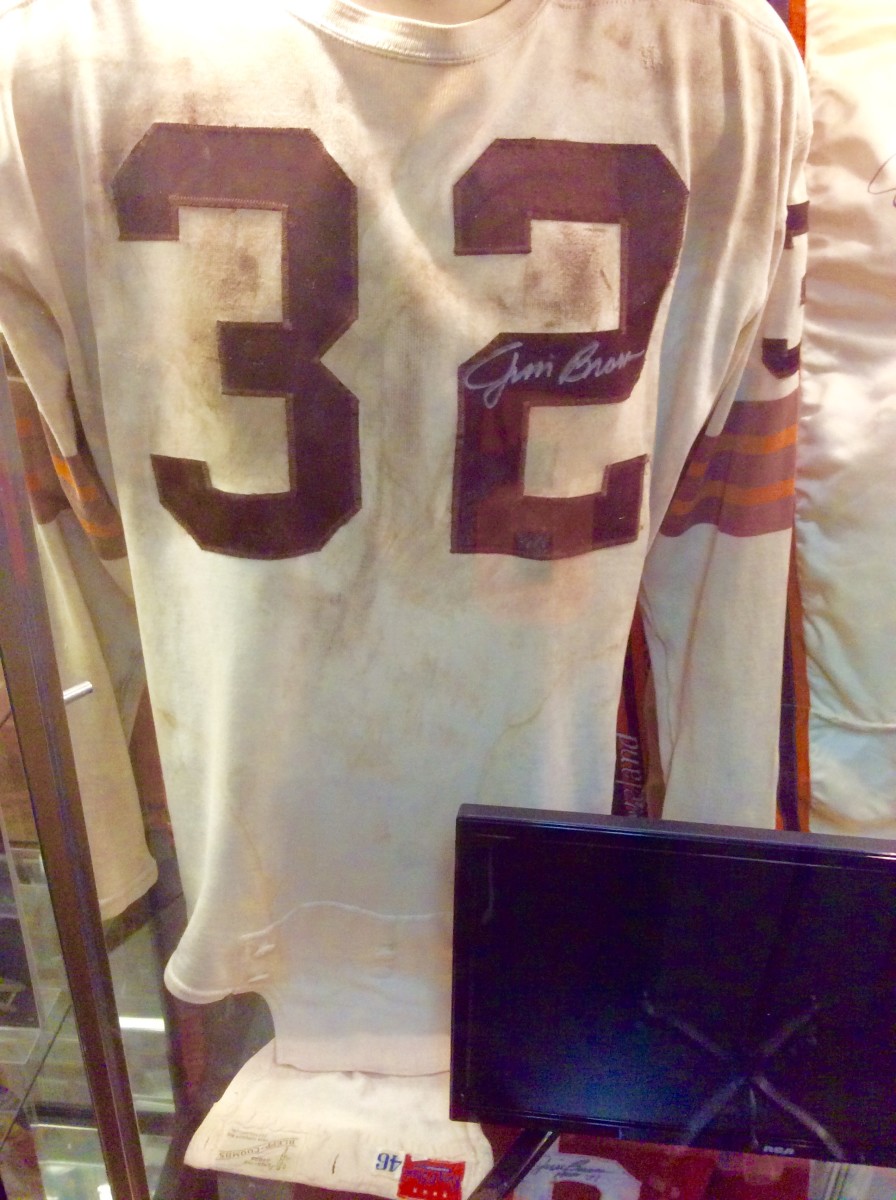 A game-used, signed jersey from Jim Brown from the Ray Prisby Collection.