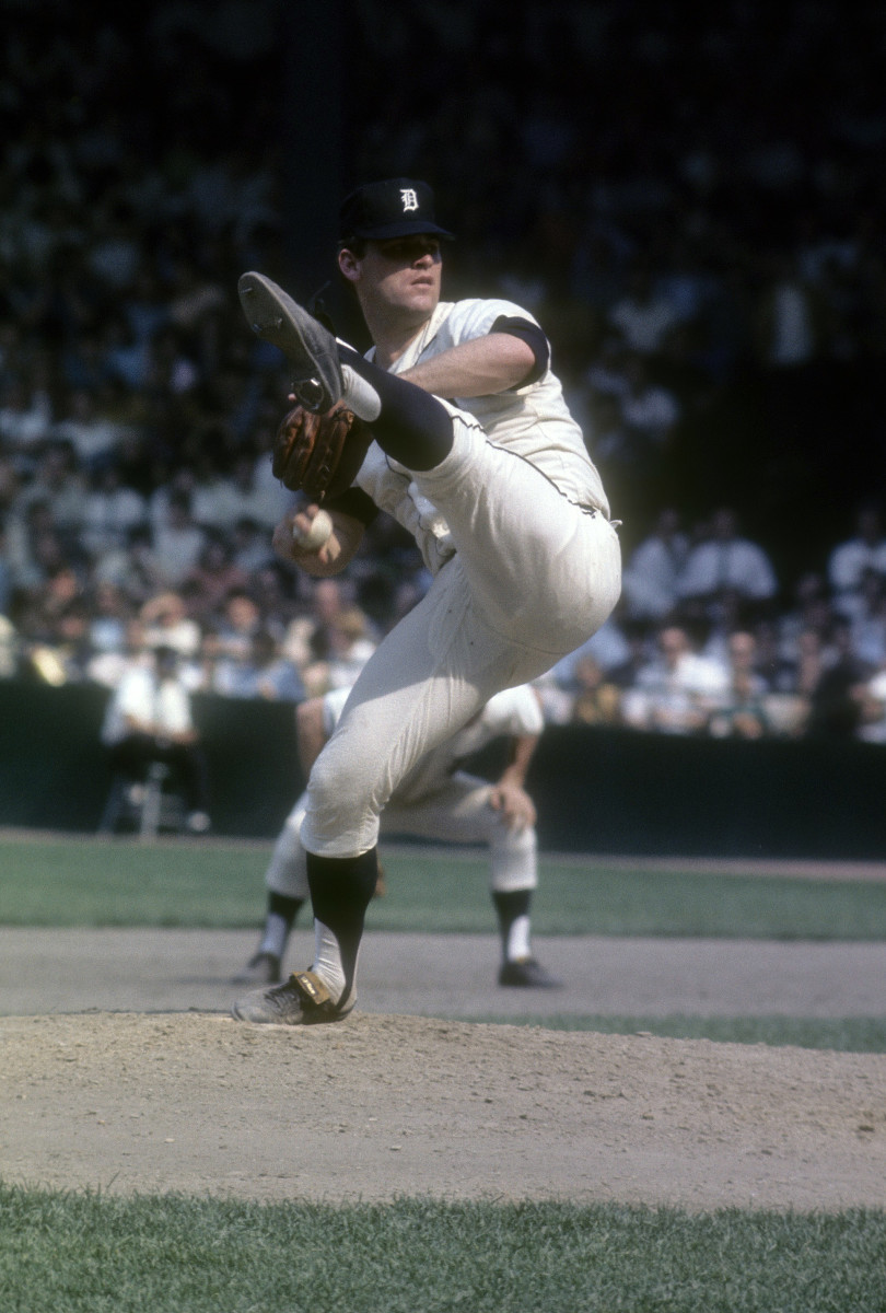 Denny McLain pitches at Tiger Stadium in 1968.
