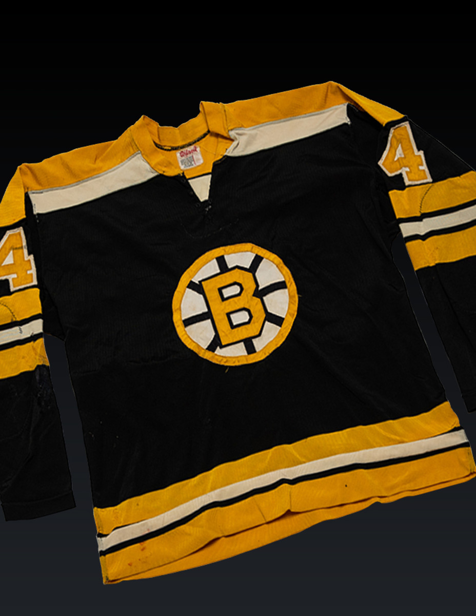 Game-worn Bobby Orr jersey from 1970-71.