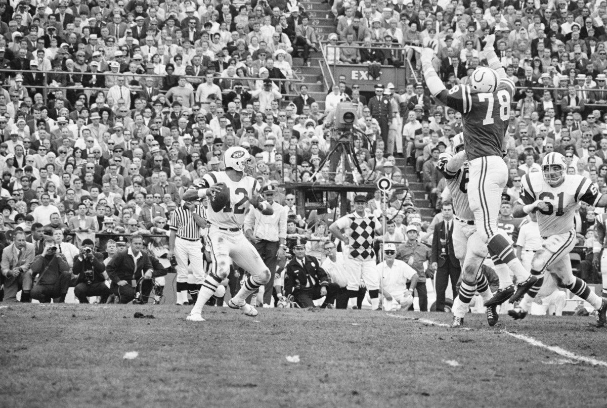 Joe Namath 1969 Super Bowl III New York Jets vs Baltimore Colts The  Guarantee 8x10 Photo