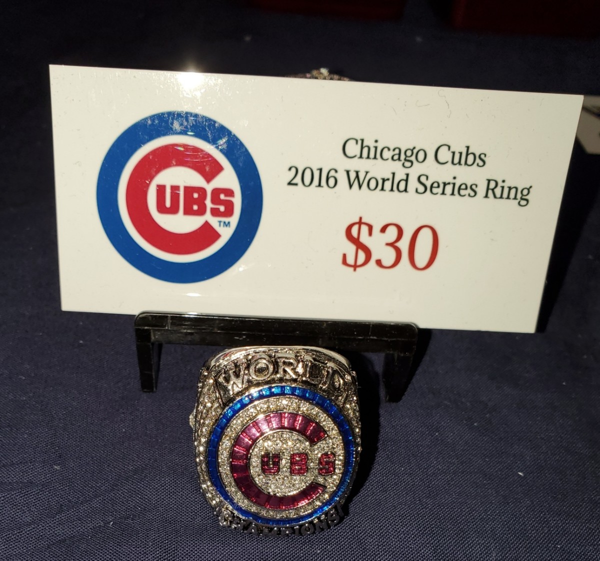 Chicago Cubs 2016 replica World Series rings.