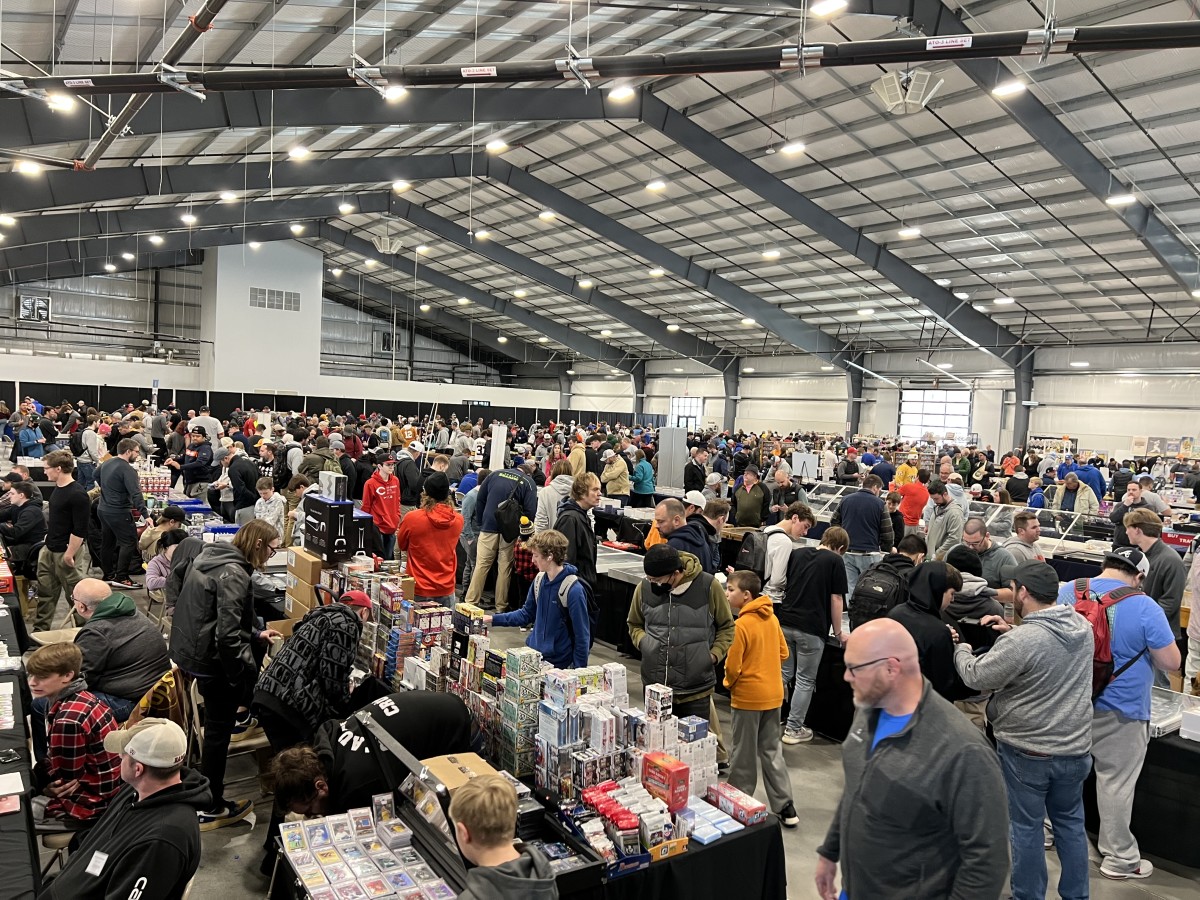 Expanded Nashville card show a big hit in Music City Sports