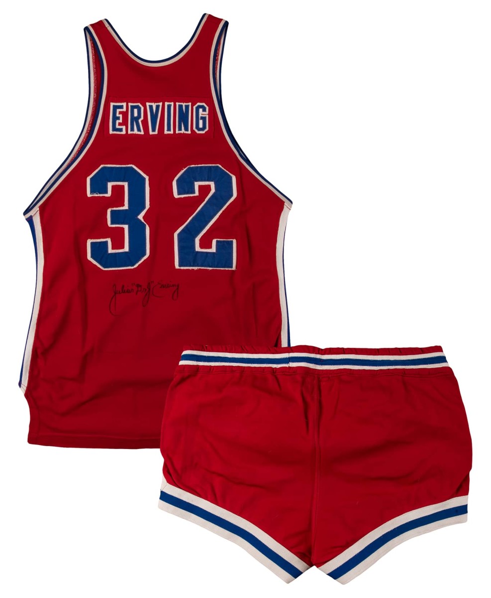 A Julius Erving ABA Virginia Squires rookie jersey photo-matched to his 1971-72 debut.