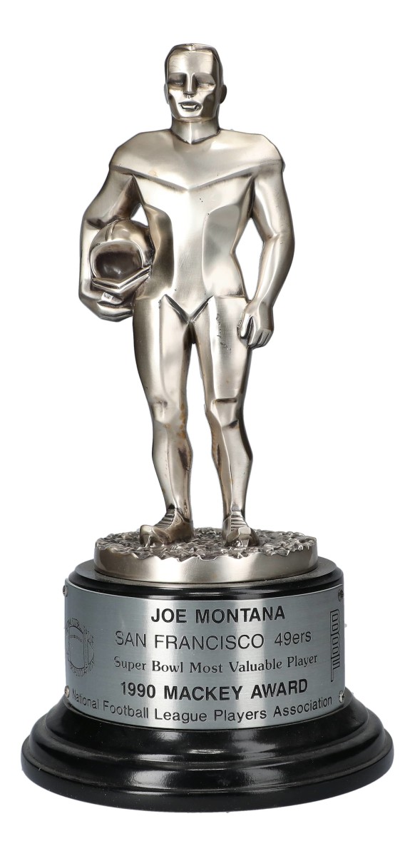 Joe Montana Collection coming to auction at Goldin - Sports Collectors  Digest