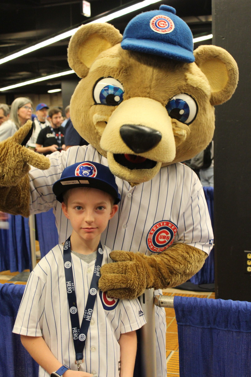 Successful 2023 Cubs Convention screams 'Baseball is Back' for fans,  collectors - Sports Collectors Digest