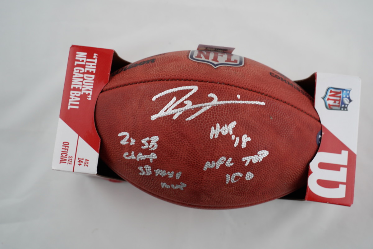 Ray Lewis offering NFL, Pro Bowl memorabilia through  , Notable Live -  Sports Collectors Digest