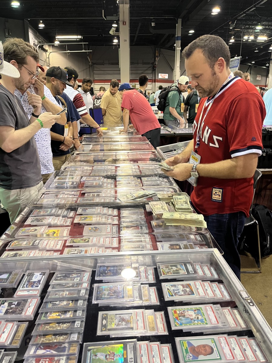 Historic National Sports Collectors Convention draws record crowd in