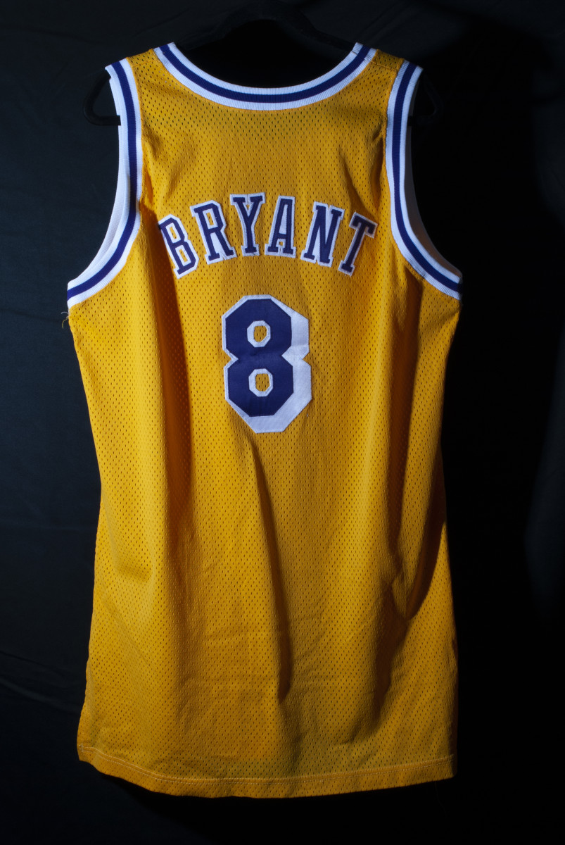 Kobe rookie/playoff jersey sells for $2.7M to highlight $8M SCP