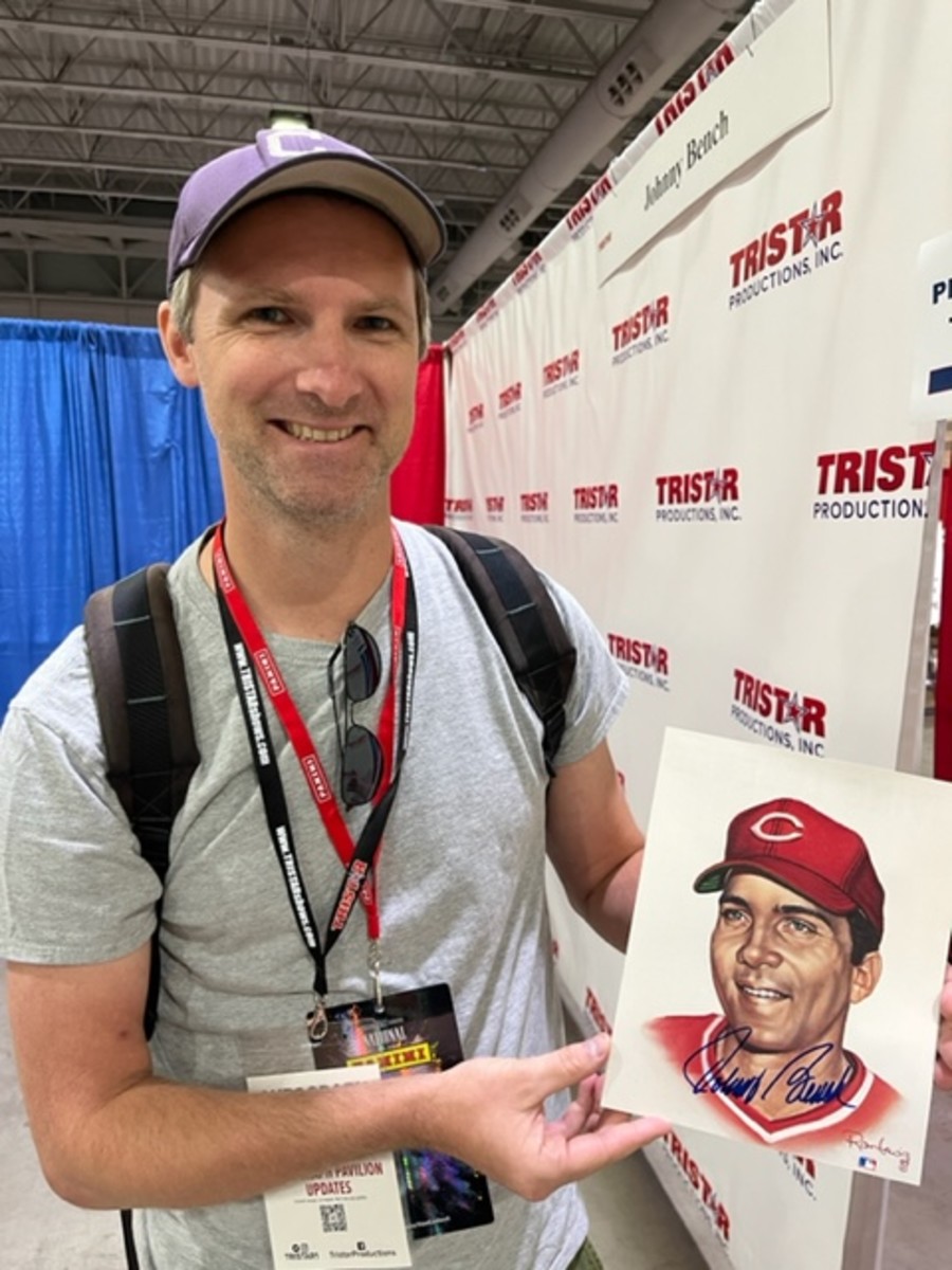 Dave Fowler with a signed photo of Johnny Bench.