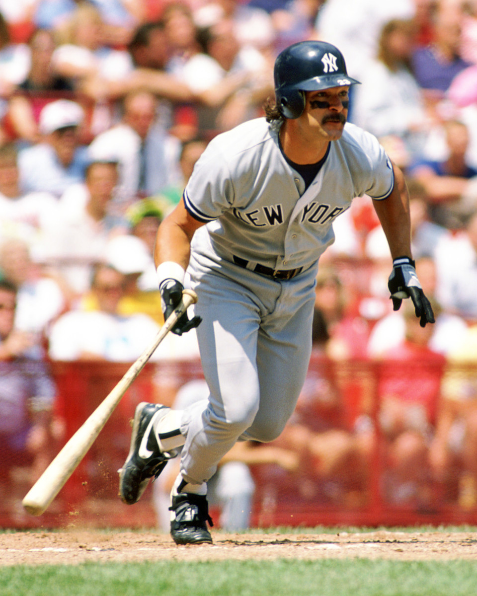 Don Mattingly bats during an MLB game against the Milwaukee Brewers at County Stadium in Milwaukee during the 1987 season.