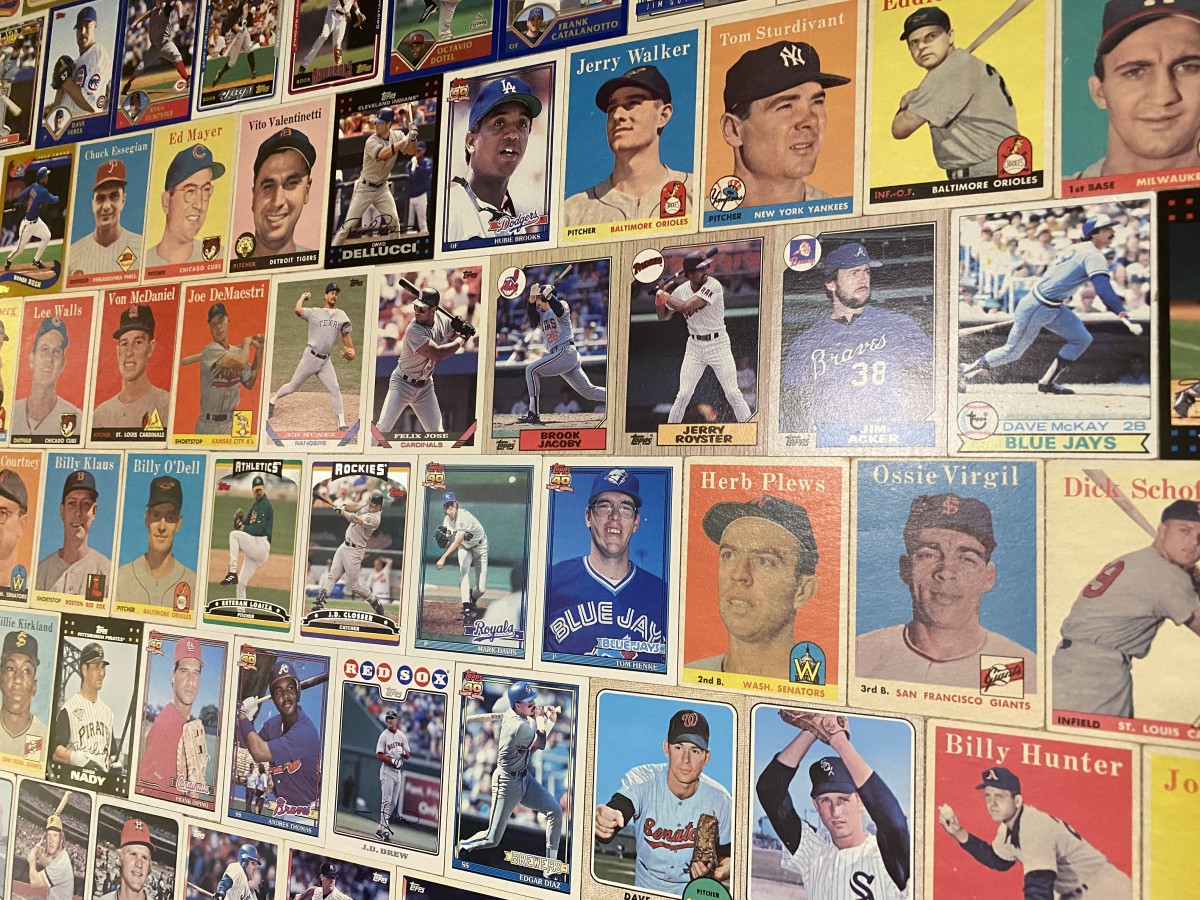 Baseball cards, historic memorabilia steal the show at MLB Network ...