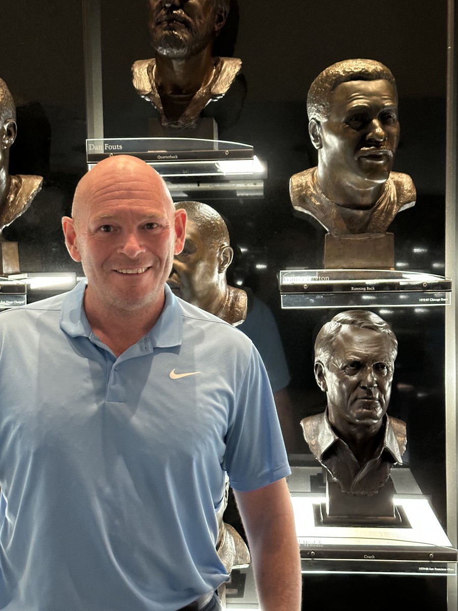 Drew Pearson made sure Hall of Fame bust showed off Afro